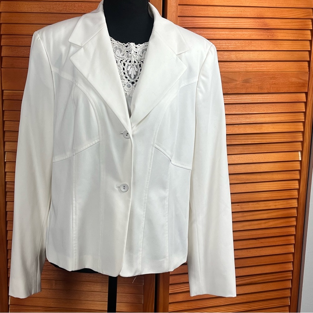 Worthington Works Ivory Blazer - Picture 5 of 6